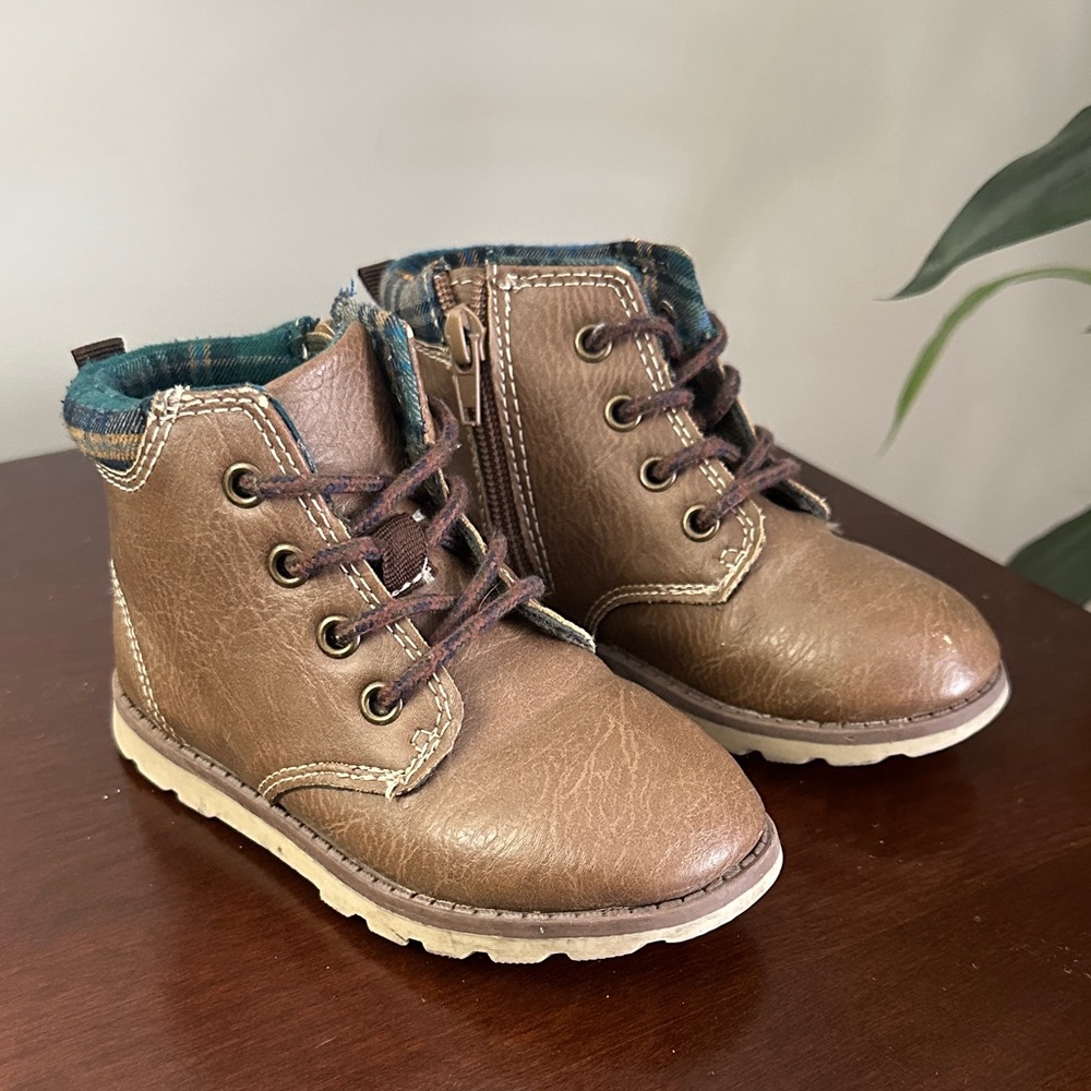 Carter's Brown Boots